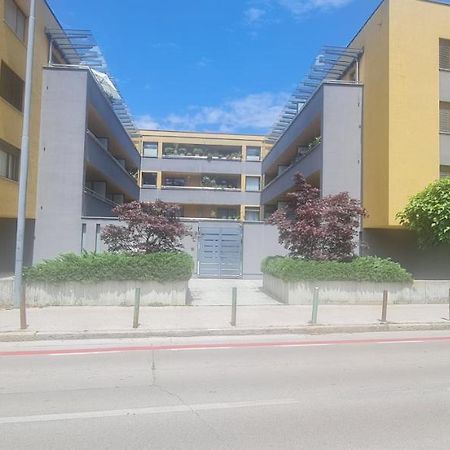 Apartma Minas Appartement Ljubljana Buitenkant foto