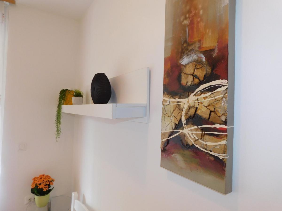 Apartma Minas Appartement Ljubljana Buitenkant foto